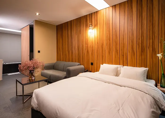 Hotel The Designers Hongdae