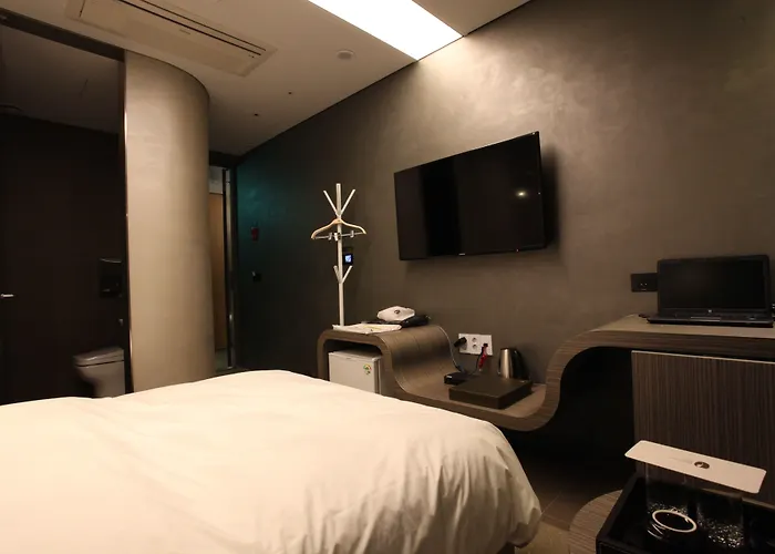 The Designers Hongdae Hotel 3*