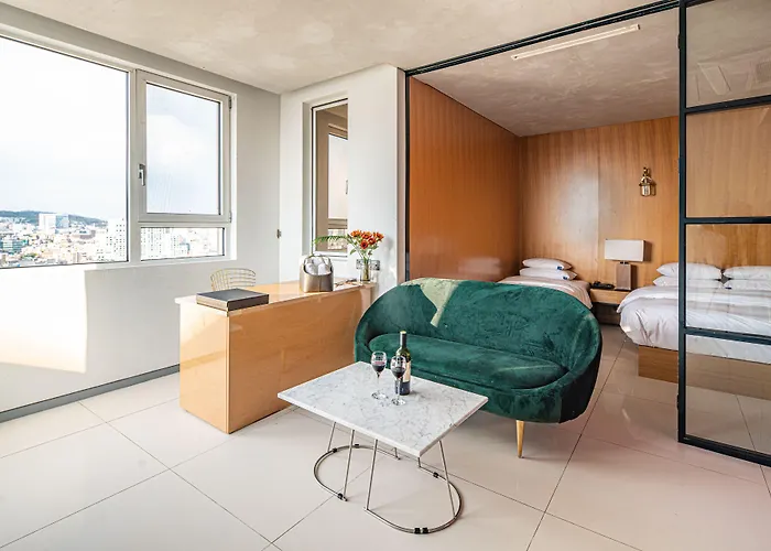 Hotel The Designers Hongdae