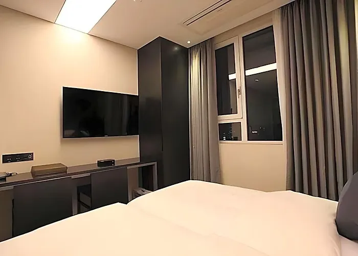 Hotel The Designers Hongdae