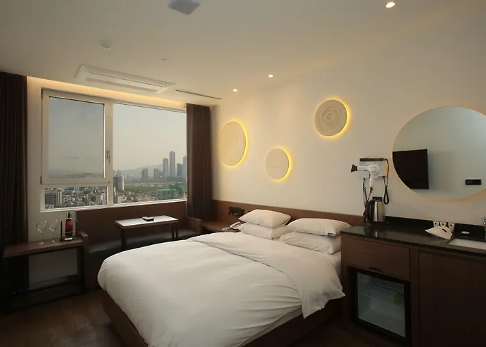 The Designers Hongdae Hotel 3*