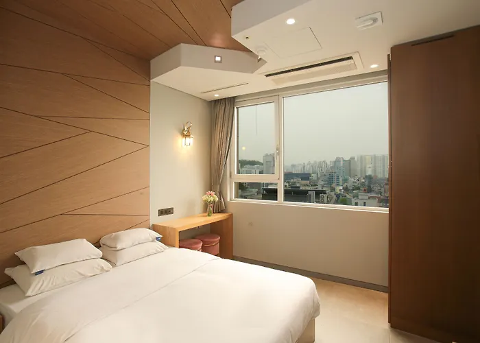 The Designers Hongdae Hotel 3*